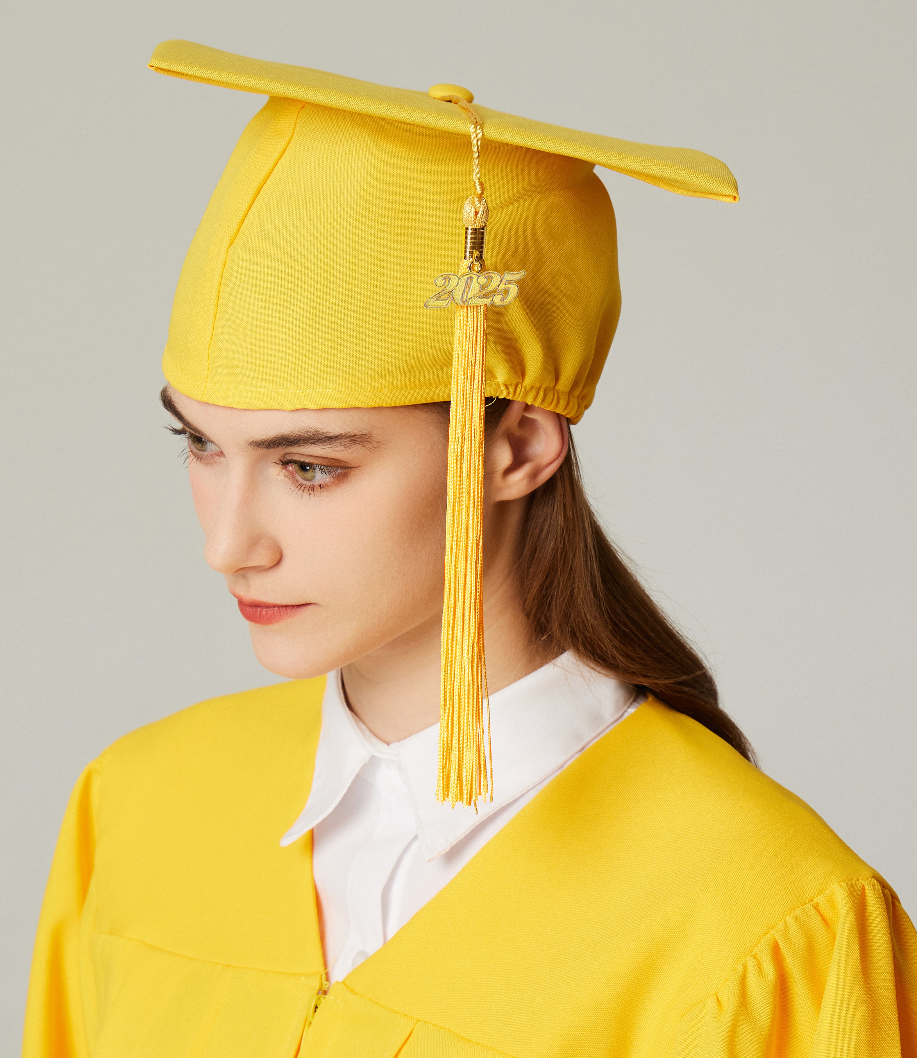 Graduation Tassel with Year Charm 2024/2025 For Cap and Gown Rich Color